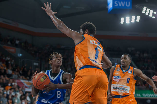 够在比赛紧 够在比赛紧