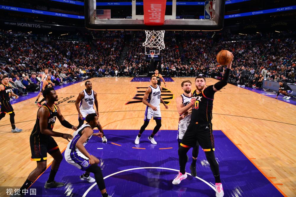 他们在防守 他们在防守